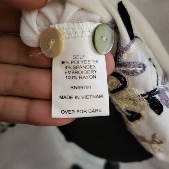 Hope springs blouse, floral, size S - Picture 11 of 12